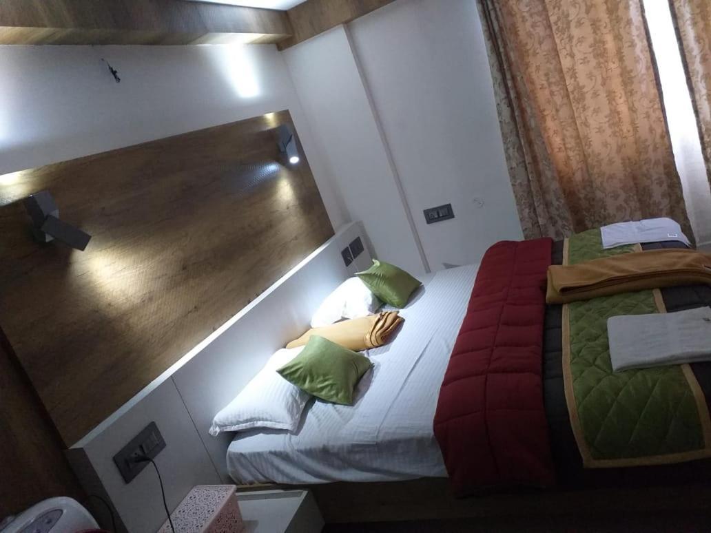 Grand Meridian Vinnamangalam エクステリア 写真