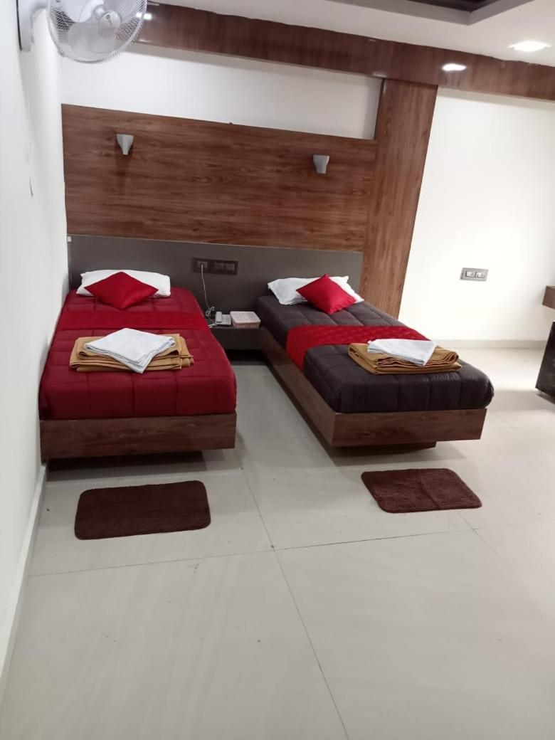 Grand Meridian Vinnamangalam エクステリア 写真